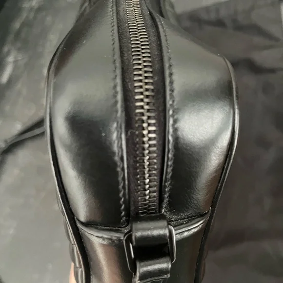 YSL LOU CAMERA BAG IN QUILTED LEATHER - Picture 5 of 17